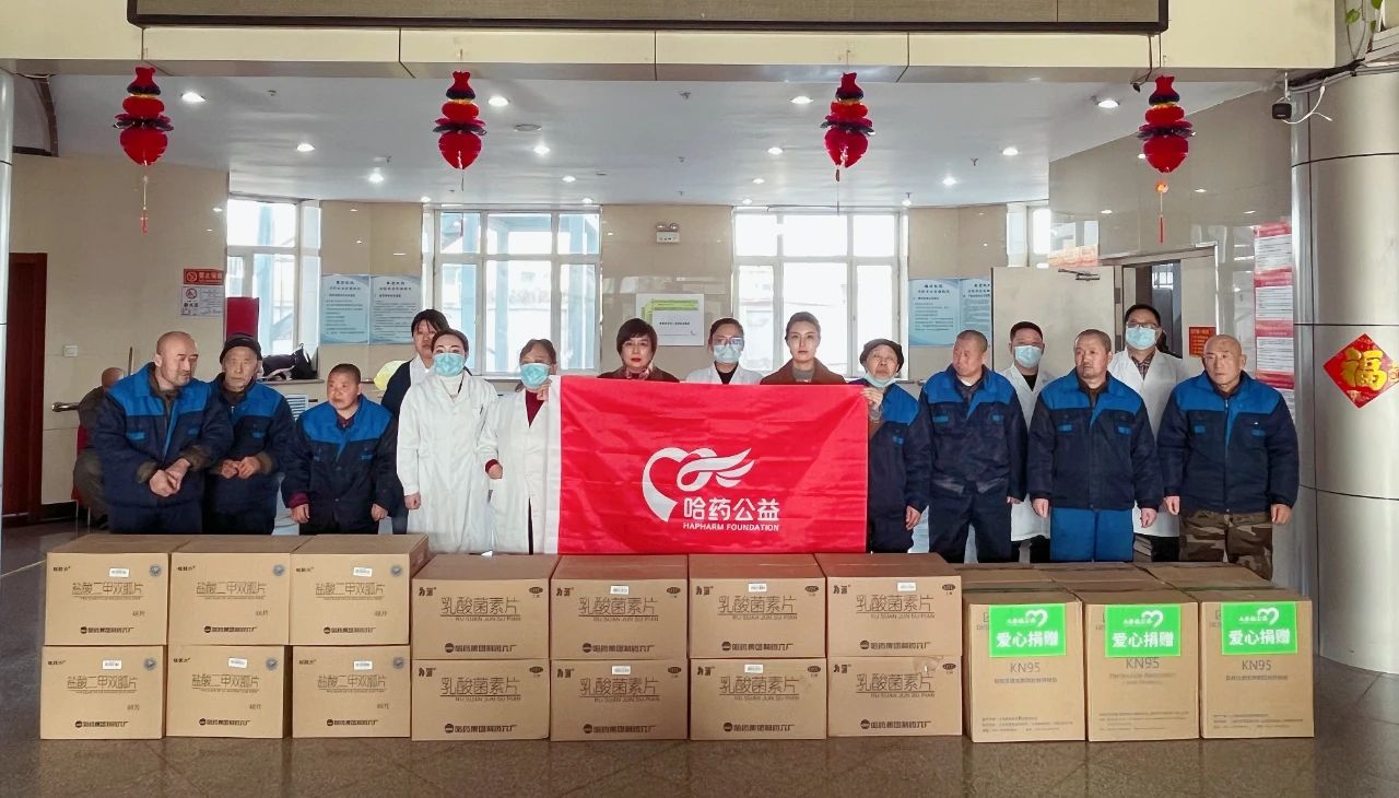 学雷锋纪念日 | 尊时凯龙公益走进青山养老公寓开展“情暖夕阳”关爱老人公益活动